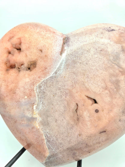 Pink Amethyst Heart (3lb / 6 inch)