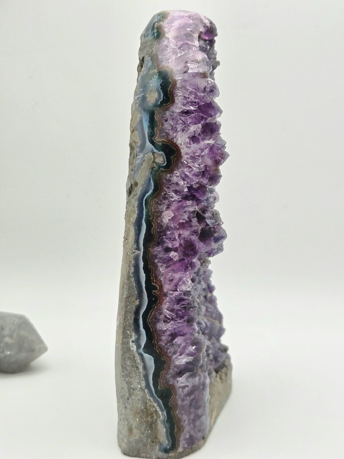 Uruguay Amethyst (1.6lb / 6.5 inch)